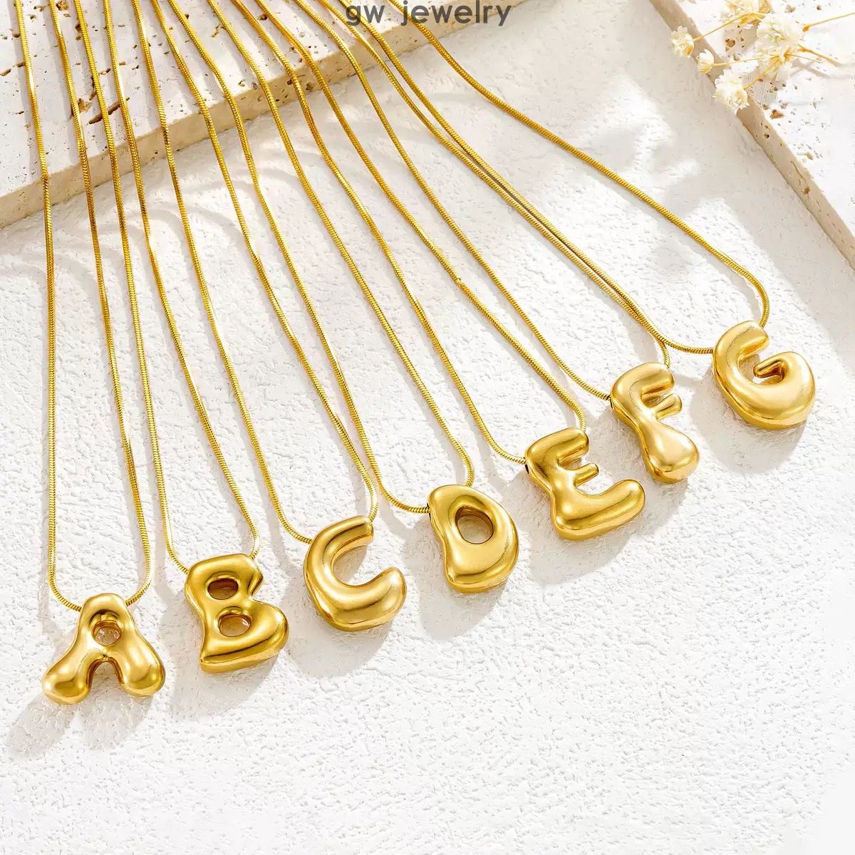  bubble letter pendants(图1)