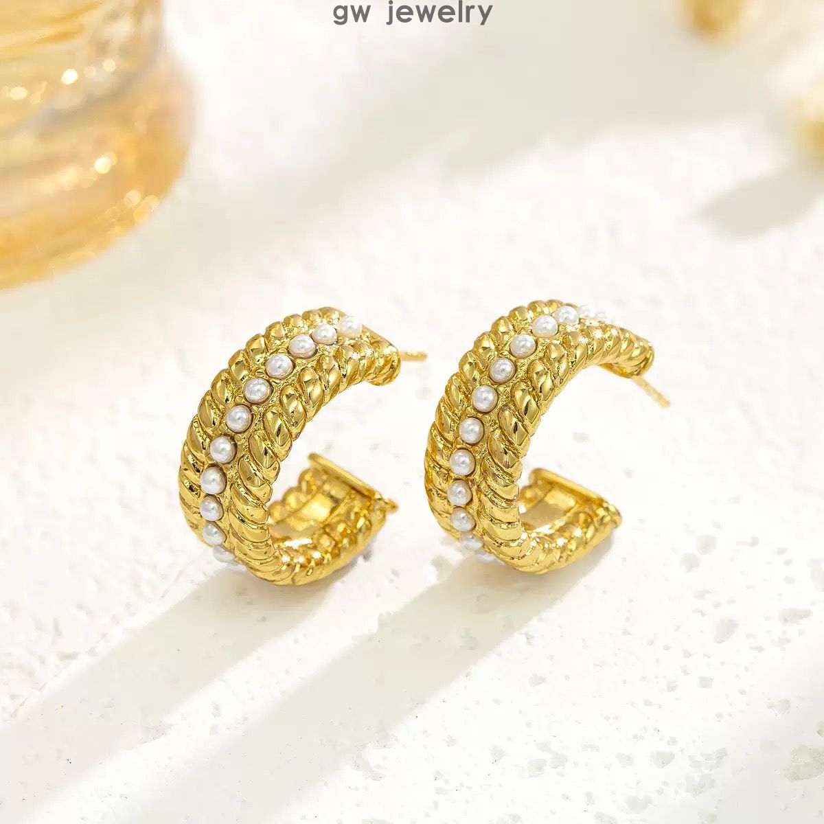 C-shaped stainless steel earrings